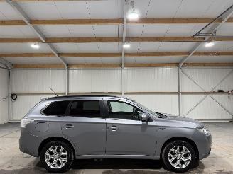 Coche accidentado Mitsubishi Outlander 2.0PHEV 89kW Automaat Executive Edition 2014/10