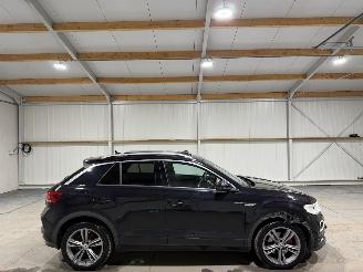 krockskadad bil auto Volkswagen T-Roc 1.5TSI 110kW Automaat Pano Sport Business R 2020/1
