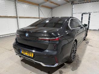 BMW 7-serie 750e 3.0 Hybride 230kW Automaat Luchtvering Xdrive Fulloption picture 6