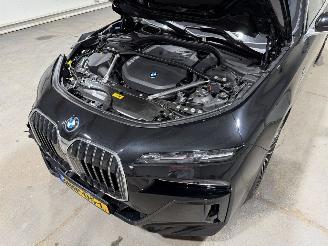 BMW 7-serie 750e 3.0 Hybride 230kW Automaat Luchtvering Xdrive Fulloption picture 27