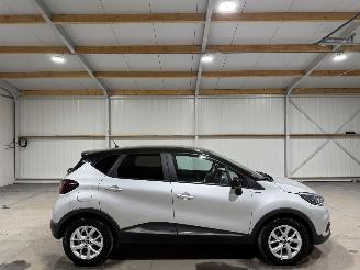 Unfallwagen Renault Captur 0.9TCe 66kW Airco Limited 2019/2