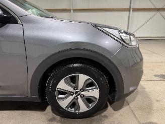Kia Niro 1.6GDI PHEV 77kW Automaat DynamicLine picture 16