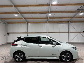 Coche accidentado Nissan Leaf 40kWh 110kW 2.Zero Edition 2018/7