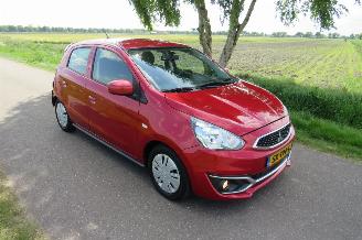 Voiture accidenté Mitsubishi Space-star 1.0 70pk  5drs Cool + 35.000km nap Airco Nieuwstaat 2018 2018/8