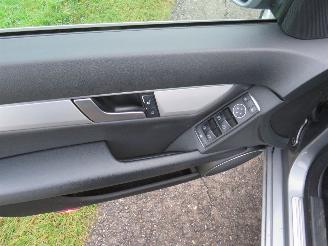 Mercedes C-klasse 220 CDI 170pk Business Avangarde  2012 Estate navigatie  leer camera [ schadevrij picture 23