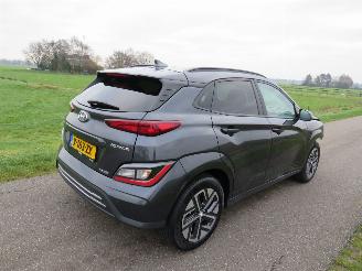 Hyundai Kona 39 kw Automaat Hybride  Elektrisch 2021  40.000km Camera Navigatie  stoelverwarmig  nieuwstaat picture 3