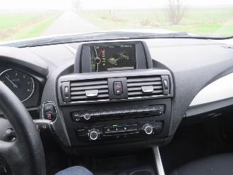 BMW 1-serie 118 Diesel 143pk 6 Bak Navigatie Airco 2014  [ Model 2015  [parelmoer picture 13