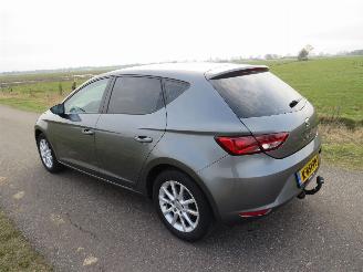 Seat Leon 14 TSi  122pk Style navigatie Airco stoelverwarming  topstaat 2013 picture 2