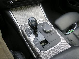 BMW 3-serie GERSERVEERD  330 I M Paket Automaat 258pk High Executive Edition  [ nieuw model  vol Optie picture 29