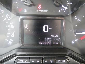 Citroën C3 1.2 Pure Tech 83pk 5drs Airco 2019  Navigatie picture 9