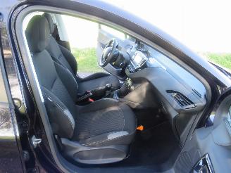 Peugeot 208 1.2 82pk  60.000km nap Pure Tech Action Navigatie Airco 2016  [ nieuwstaat picture 18