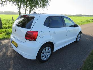 krockskadad bil auto Volkswagen Polo 1.2 TDi  5DRS 2013-08 Navigatie Airco   [top top staat 2013/8