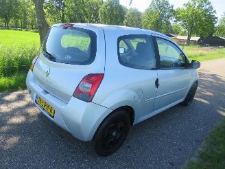 skadebil auto Renault Twingo 1.2 16v Dynamique Schadevrij!!! 2010  Airco Cruiscontrolle top top staat 2010/9