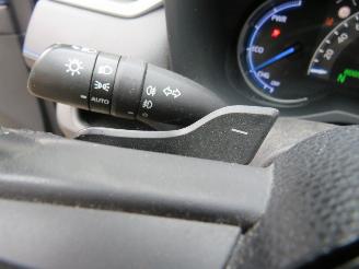 Toyota Rav-4 Toyota RAV4 2.5 178pk  Automaat Hybrid Bi-Tone Electich /Benzine  2020 vol optie picture 18