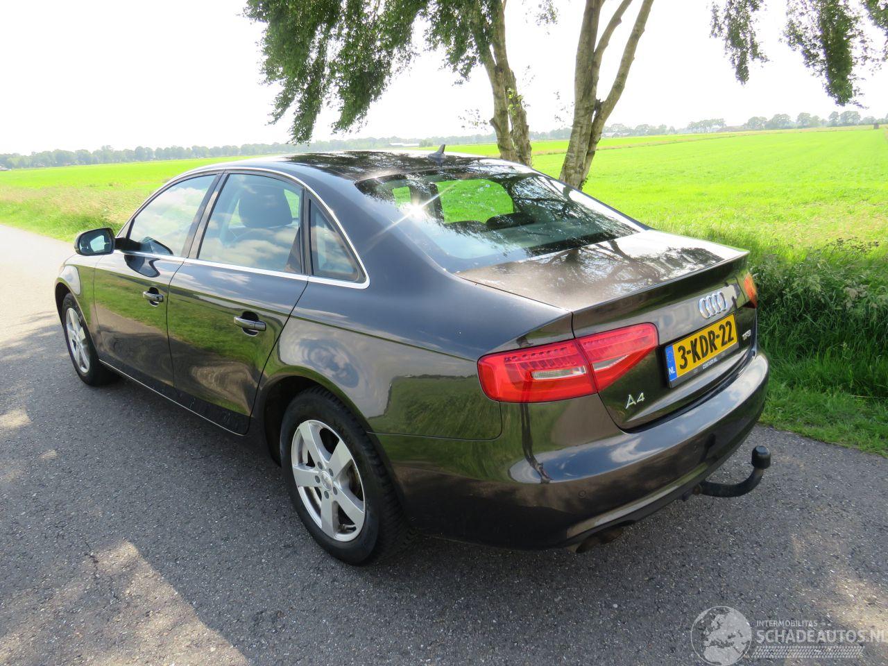 Audi A4 LIMOUSINE 1.8 TFSI  170pk 129.000km nap Sedan