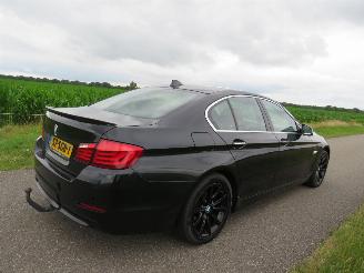 Damaged car BMW 5-serie 520 I 184pk Automaat sedan High Executive 2011 [ topstaat 2011/11