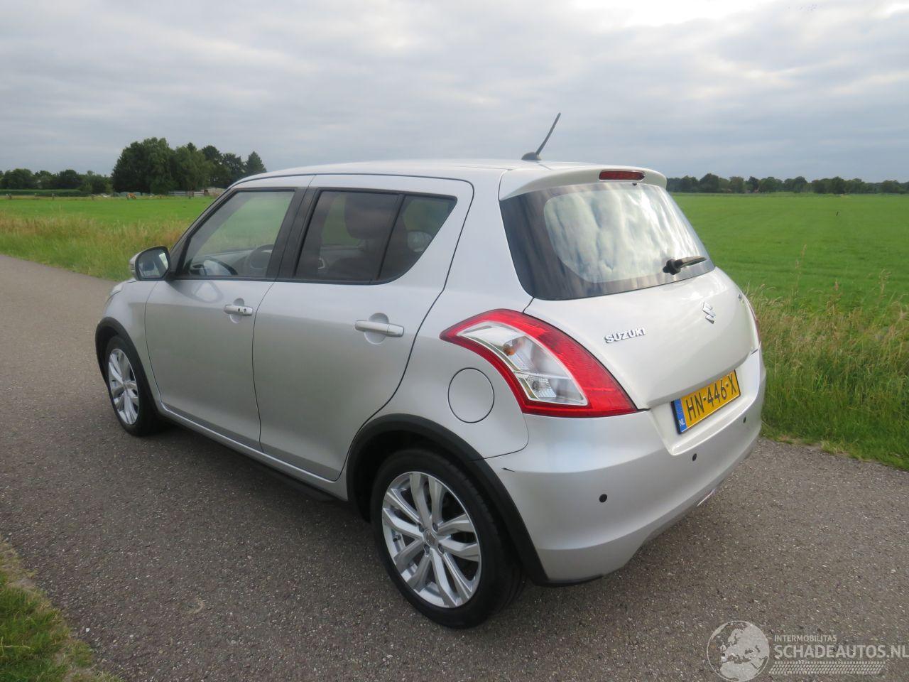 Suzuki Swift 1.2 94pk  Automaat 5Drs 68.000km Nap Airco Exclusief  2015-12