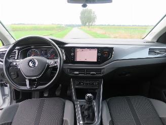 Volkswagen Polo 1.0 TSi 5Drs 72.000km nap Higline  Camera Navigatie stoelverwarming clima 2020 picture 4