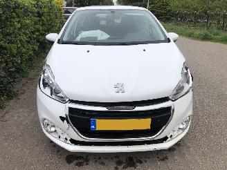 Peugeot 208 208 1.5 BlueHDi Blue Lease Active picture 2