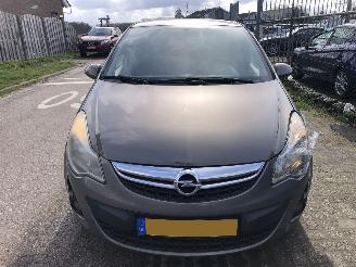 skadebil auto Opel Corsa 1.3 diesel 2011/9