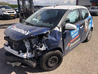 Damaged car Citroën C1 C1 1.0 VTi Feel 2021/12