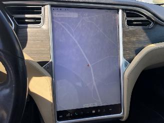 Tesla Model S Model S 85 Base picture 9