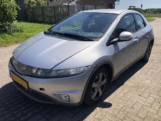 Honda  CIVIC  1.4 picture 2