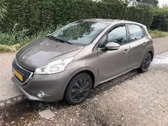 škoda osobní automobily Peugeot 208 208 1.2 VTi Access 2012/11