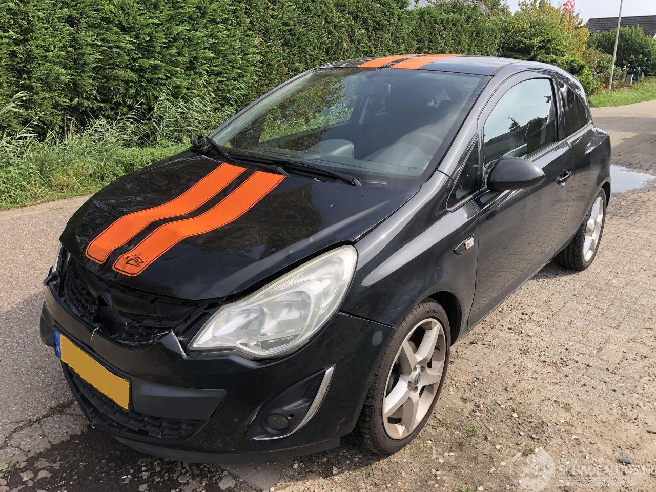 Opel Corsa 1.2 16 v berlin