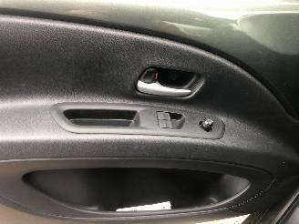 Toyota Aygo Aygo X 1.0 VVT-i MT picture 15