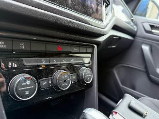 Volkswagen T-Roc 1.5 TSI Style Business Automaat Pano Navi Clima 55008 Km ! picture 12