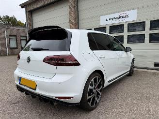 Voiture accidenté Volkswagen Golf 2.0 TSI GTI Clubsport Automaat 2016/11