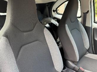 Toyota Aygo X 1.0 VVT-i MT Airco Cruise 13964 Km NAP ! picture 8