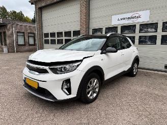 Auto incidentate Kia Stonic 1.0 T-GDi MHEV DynamicLine Navi Clima 51460 Km NAP ! 2022/2