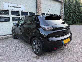 Peugeot e-208 EV Allure 50 kWh Navi Clima 54806 Km NAP ! picture 4