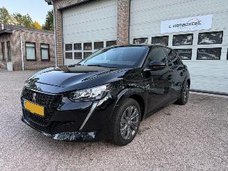 Peugeot e-208 EV Allure 50 kWh Navi Clima 54806 Km NAP ! picture 2