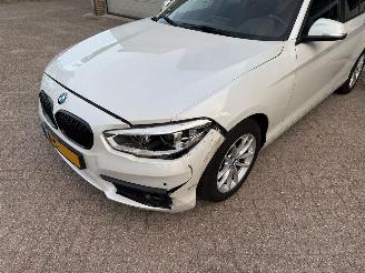 BMW 1-serie 120i Sport Automaat Navi Clima picture 14