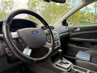 Ford Focus 1.6-16V Futura Automaat Airco NAP ! picture 6