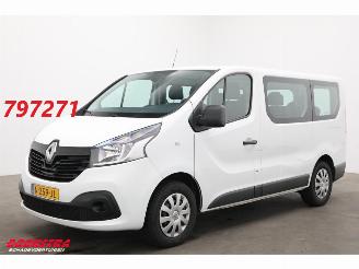 krockskadad bil bedrijf Renault Trafic Passenger 1.6 dCi Expression 9-Persoons Airco Bluetooth 2018/1