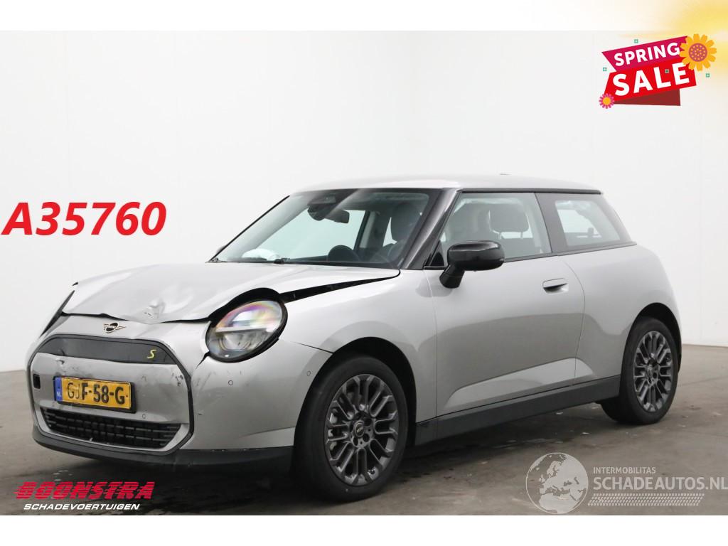 Mini Cooper SE Electric 54.2 kWh 218 PK LED Navi Cruise Camera