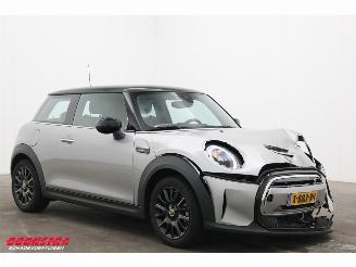 Mini Cooper SE Camden Edition 33 kWh LED Navi Clima Cruise SHZ PDC picture 2