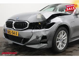 BMW 3-serie 330e Schuifdak 360° LED Cruise SHZ 4.216 km! picture 10