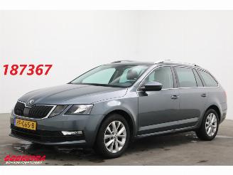 Unfallwagen Skoda Octavia Combi 1.6 TDI Greentech Ambition Business Navi Clima Cruise SHZ PDC 2018/2