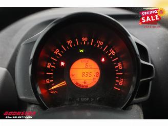 Peugeot 108 1.0 e-VTi Active Airco Bluetooth 83.518 km! picture 19