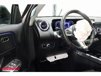 Mercedes GLB 200 7G-Tronic LED Pano ACC Navi Camera SHZ PDC 24.745 km! picture 16