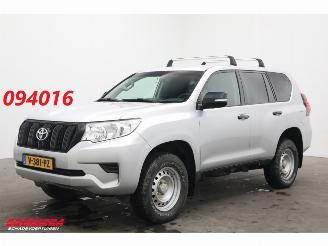 krockskadad bil bedrijf Toyota Landcruiser 2.8 D-4D-F Aut. 4X4 Comfort Blind Van Airco Cruise PDC AHK 2018/6
