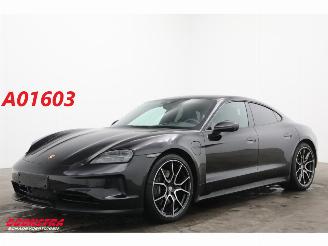 krockskadad bil auto Porsche Taycan Performance Plus Pano HUD LED ACC Bose 360° Memory 2024/7