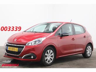 krockskadad bil auto Peugeot 208 1.2 PureTech Blue Lion 5-DRS Navi Airco Cruise Bluetooth PDC 2018/1
