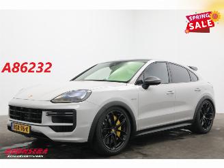 skadebil auto Porsche Cayenne 4.0 Turbo GT E-Hybrid PCCB Sport Chrono PDLS+ HUD Burmester HUD 360° 2024/3