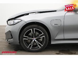 BMW 3-serie 330E M-Sport Schuifdak H/K Memory HUD LRHZ Camera AHK picture 12